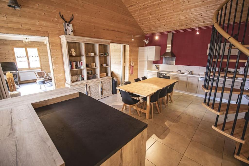 Villa Gite Jura Mina Chalet Au Milieu De La Nature à Ney Extérieur photo