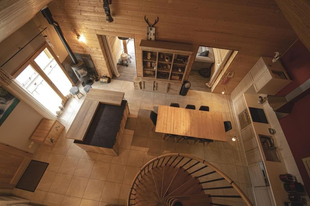 Villa Gite Jura Mina Chalet Au Milieu De La Nature à Ney Extérieur photo