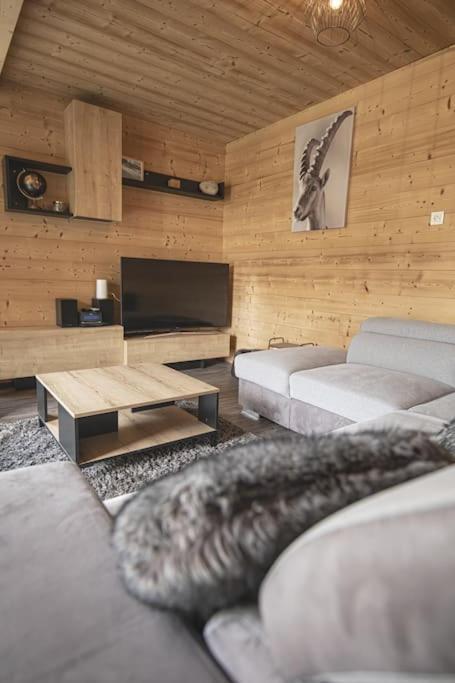 Villa Gite Jura Mina Chalet Au Milieu De La Nature à Ney Extérieur photo